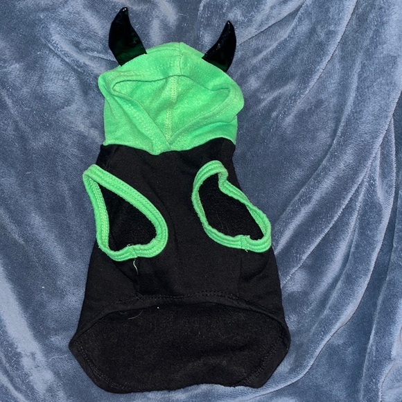 XS dog sweatshirt - Picture 2 of 2